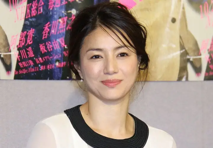 女優 井川遥